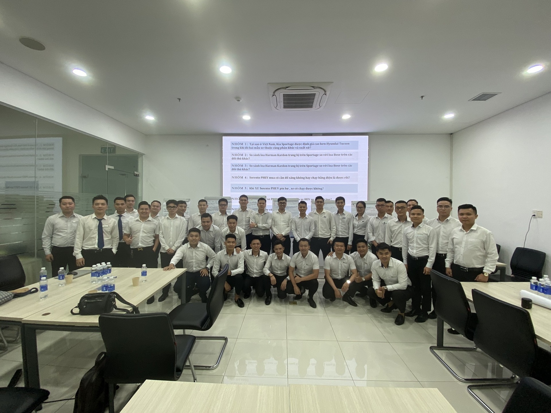 THACO AUTO Thanh Xuân tham gia đào tạo nâng cao kiến thức sản phẩm, kỹ năng bán hàng xe Kia